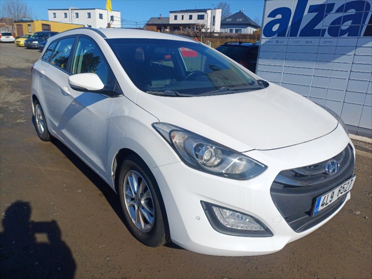 Hyundai i30 Kombi 1,6 l 81 kw