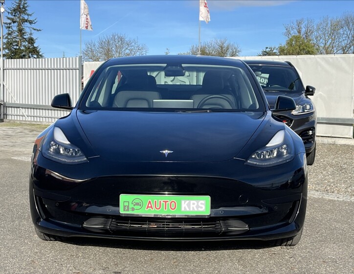Tesla Model 3 14