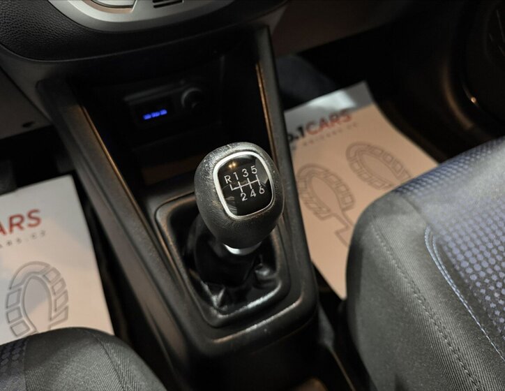 Hyundai ix20 MPV 1,6 l 92 kw