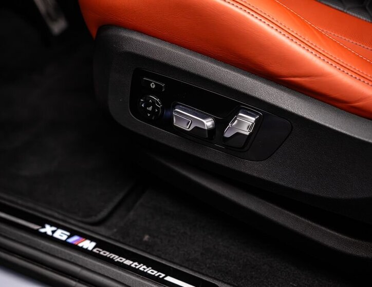 BMW X6 SUV / Terénní 4,4 l 460 kw