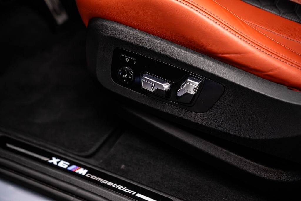 BMW X6 SUV / Terénní 4,4 l 460 kw