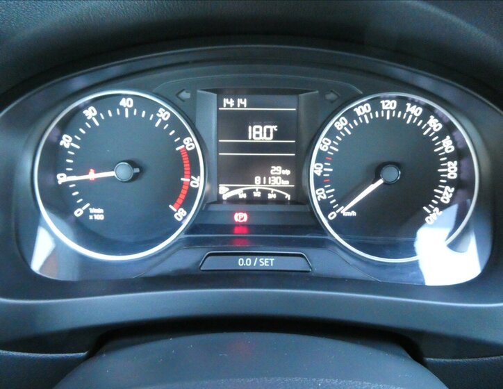 Škoda Rapid Sedan / Limuzína 1,2 l 66 kw