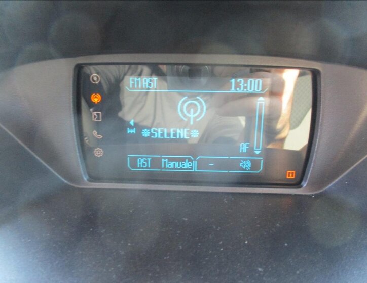 Ford Tourneo Courier 16