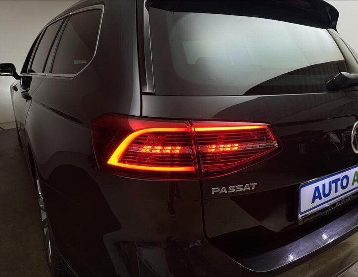 Volkswagen Passat Kombi 2,0 l 110 kw
