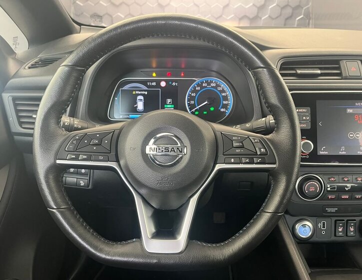 Nissan Leaf 11