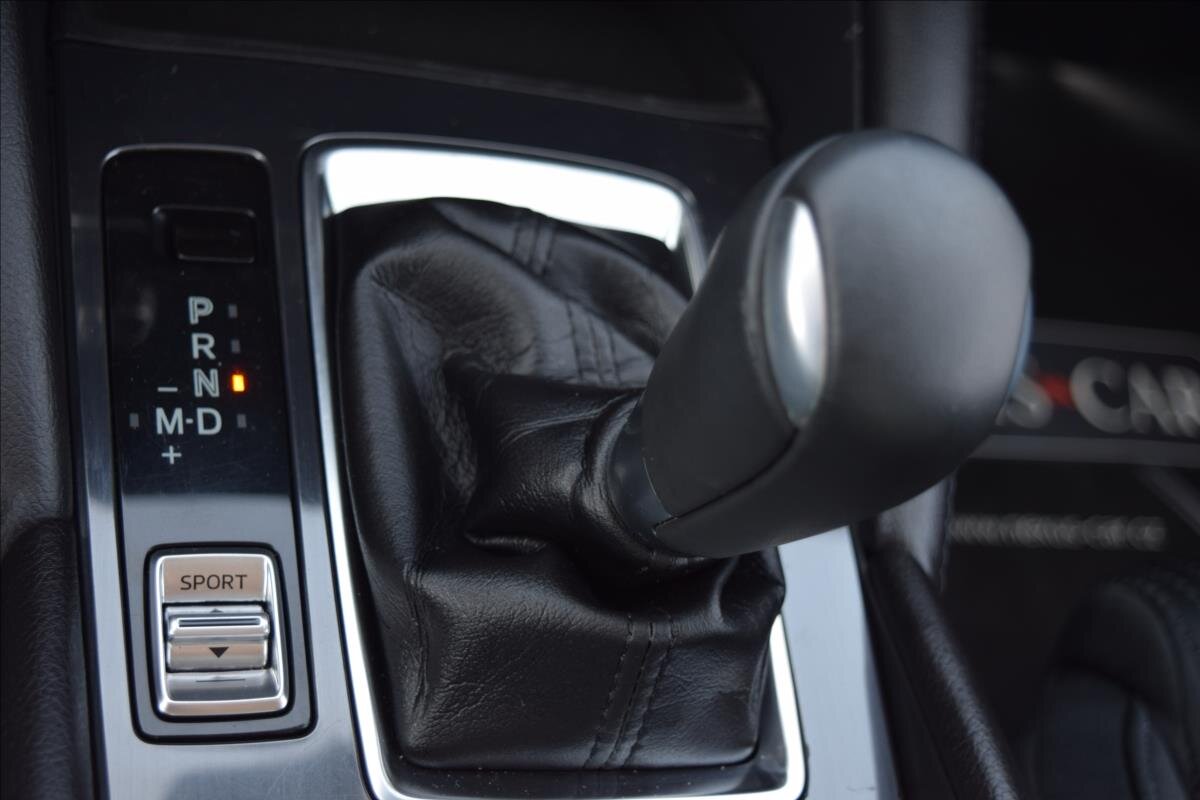 Mazda 6 Sedan / Limuzína 2,5 l 141 kw