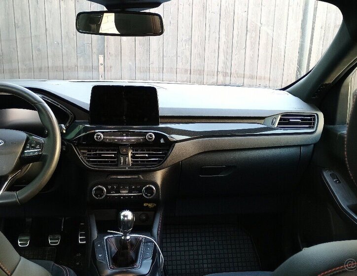 Ford Kuga SUV / Terénní 1,5 l 110 kw