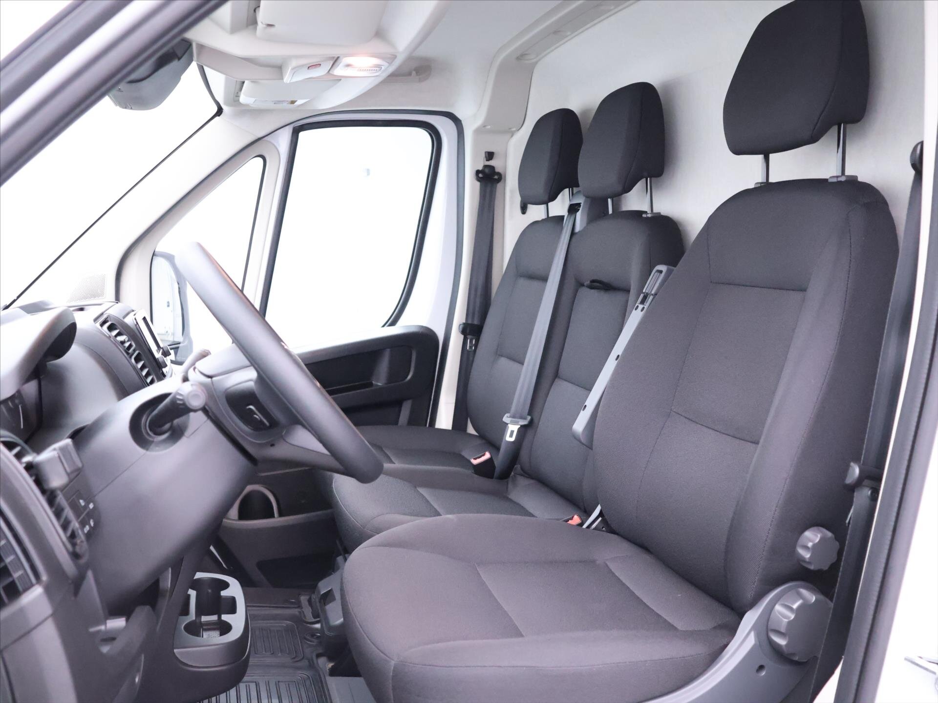 Toyota Proace Max Skříň 2,2 l 88 kw