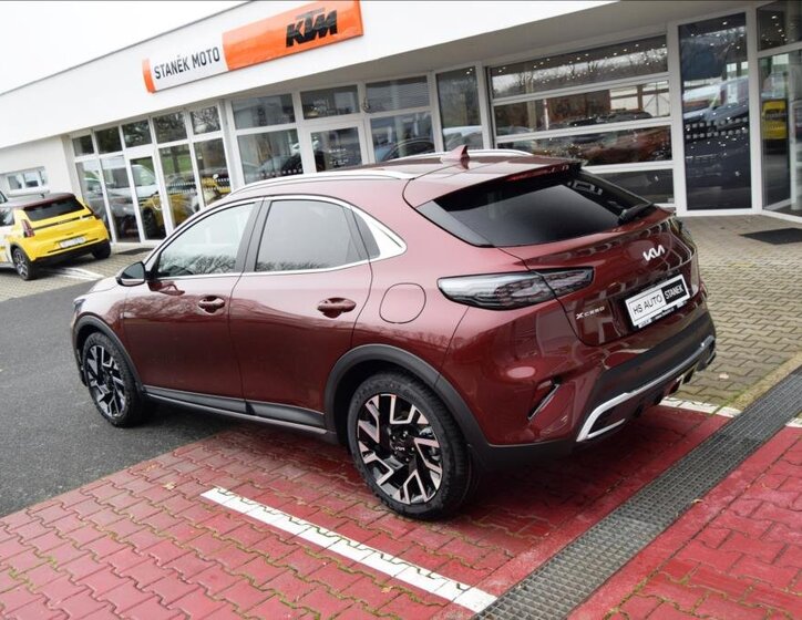 KIA XCeed SUV / Terénní 0,0 132 kw