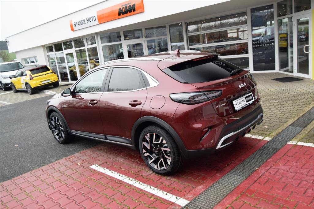 KIA XCeed SUV / Terénní 0,0 132 kw