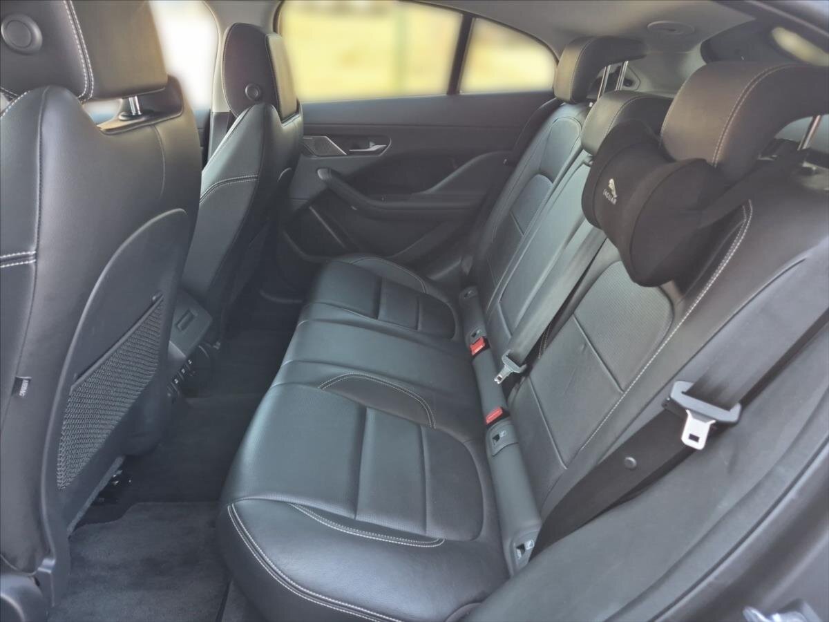 Jaguar I-Pace Liftback 0,0 294 kw