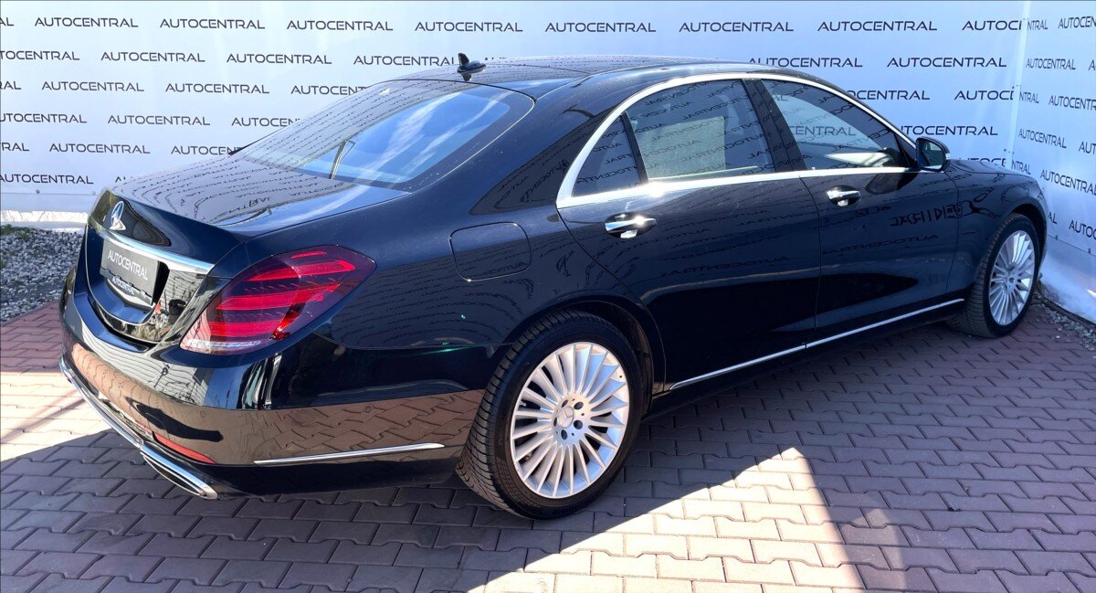 Mercedes-Benz Třídy S Sedan / Limuzína 4,0 l 345 kw