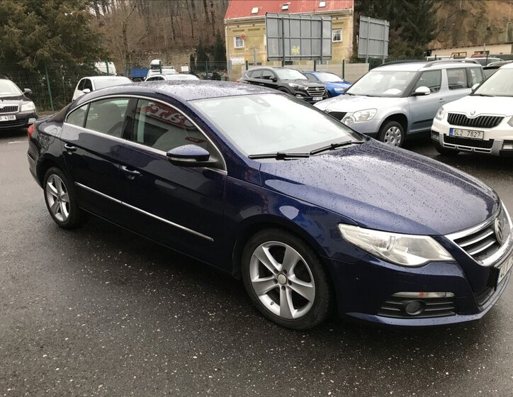 Volkswagen Passat CC Sedan 2,0 l 125 kw