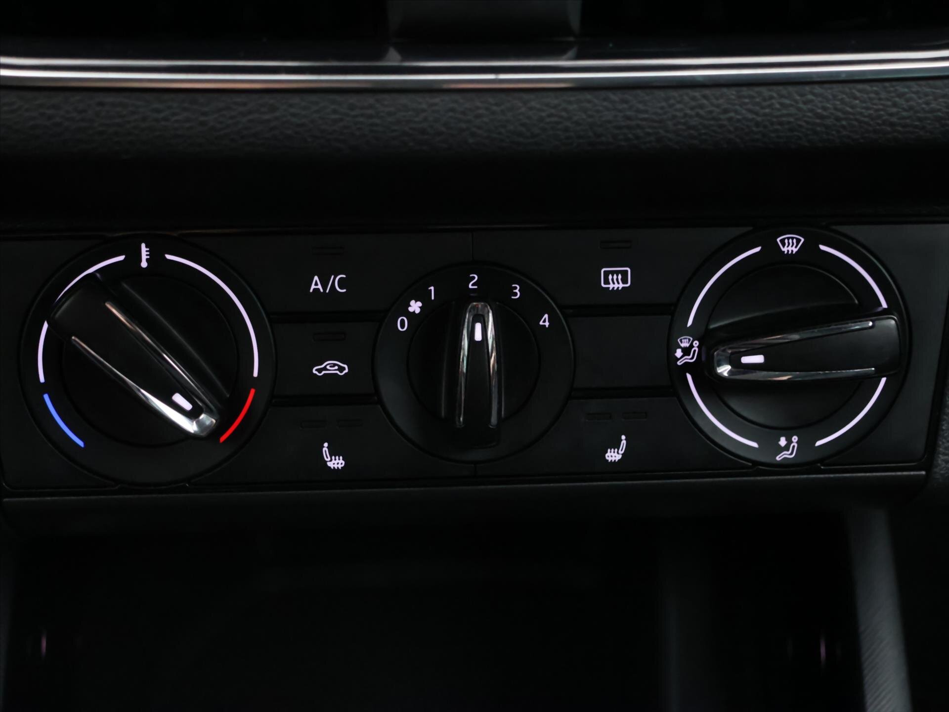 Škoda Scala Hatchback 999,0 70 kw