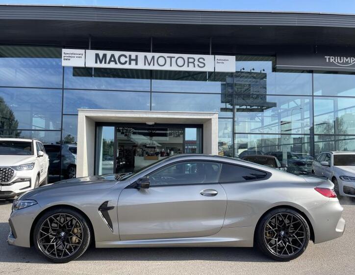 BMW M8 2