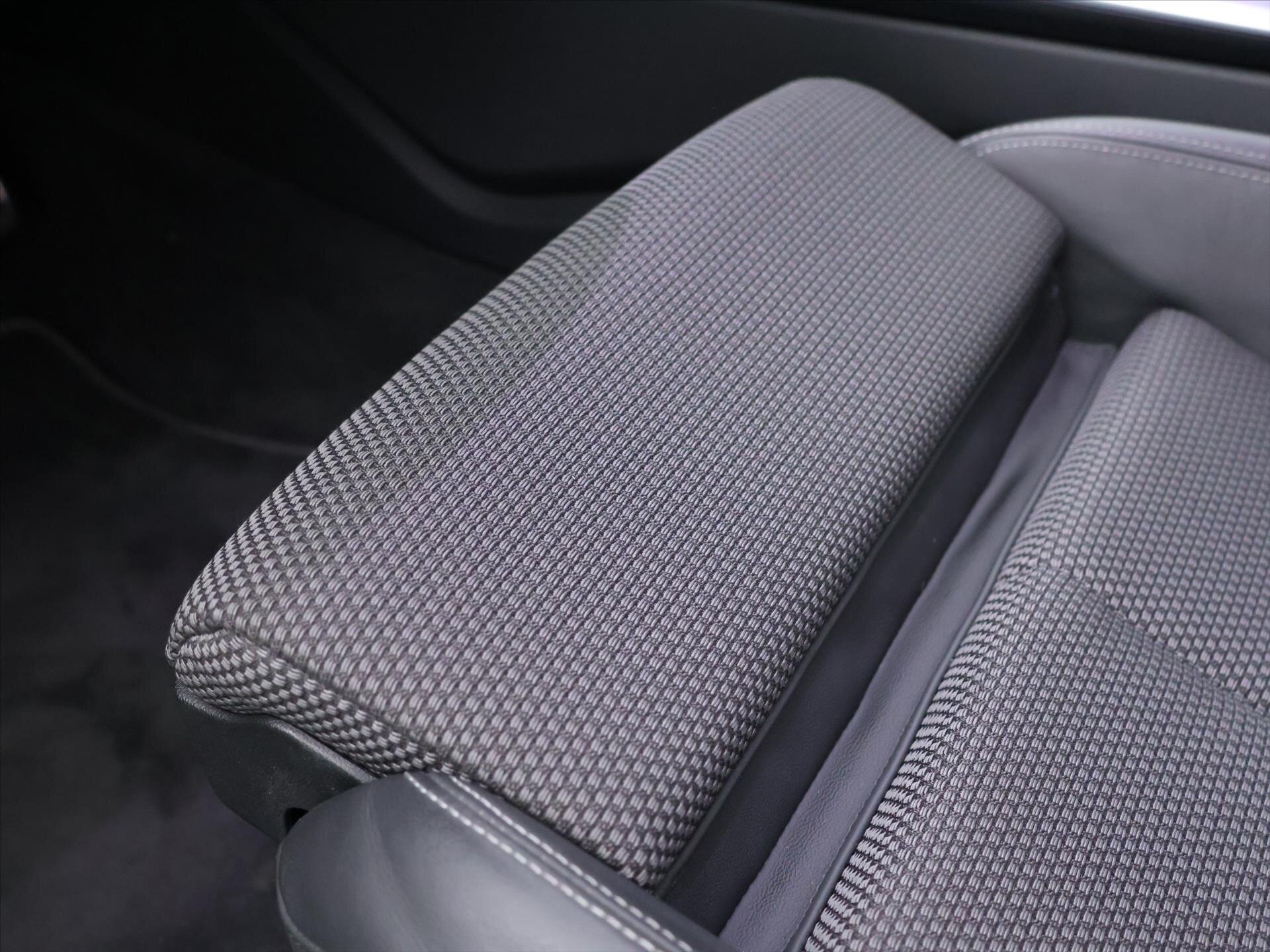 Audi A6 Kombi 3,0 l 180 kw