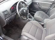 Volkswagen Golf 12