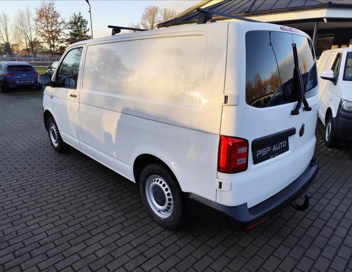 Volkswagen Transporter 8