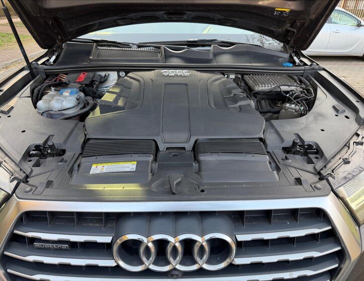 Audi Q7 SUV / Terénní 3,0 l 200 kw