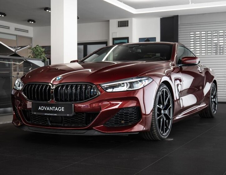 BMW Řada 8 Kupé 4,4 l 390 kw