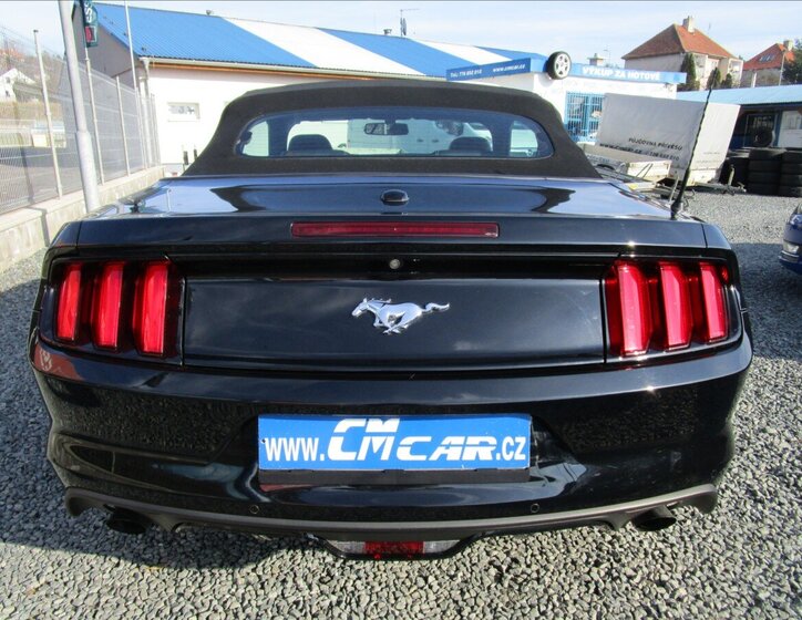 Ford Mustang Kabriolet 2,3 l 231 kw