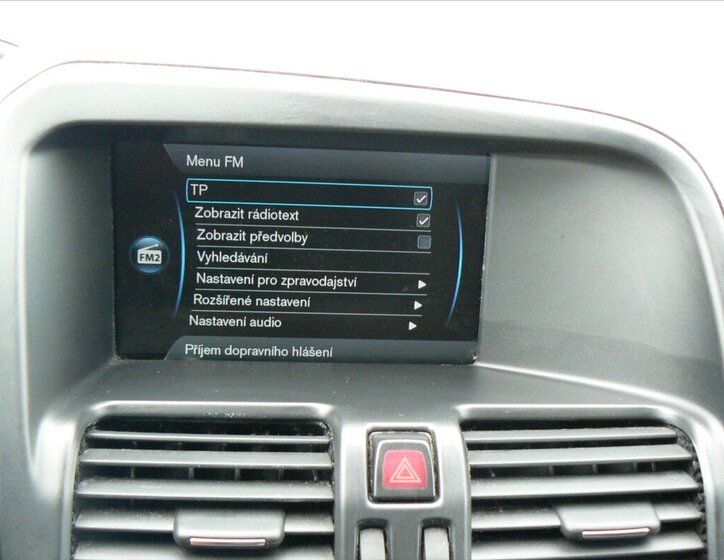 Volvo XC60 SUV 2,4 l 120 kw