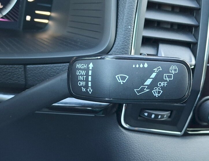 Škoda Karoq SUV / Terénní 1,5 l 110 kw