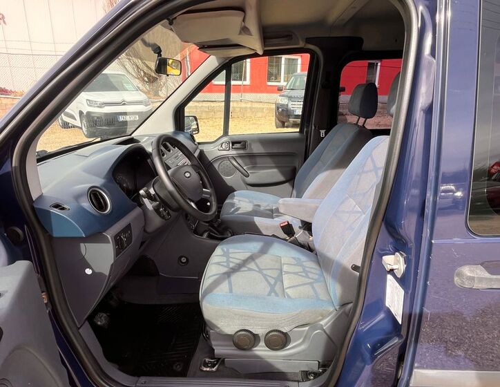 Ford Tourneo Connect 11