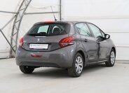 Peugeot 208 6