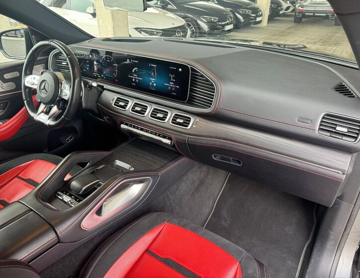 Mercedes-Benz GLE SUV 3,0 l 320 kw