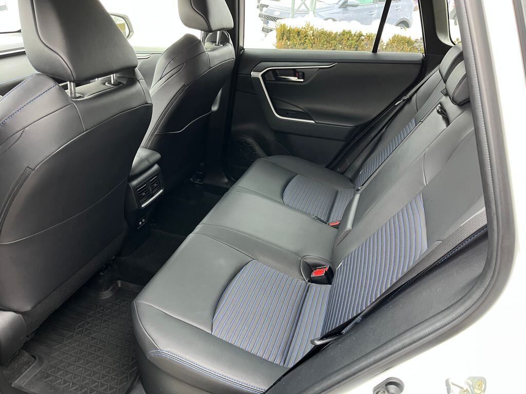 Toyota RAV4 SUV 2,5 l 131 kw