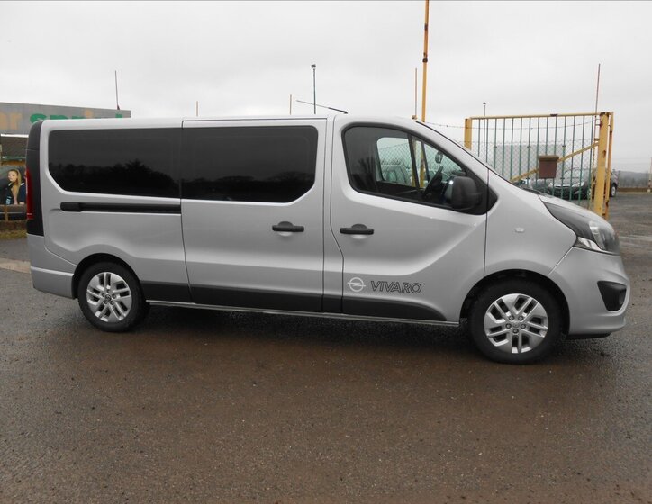 Opel Vivaro Kombi 1,6 l 92 kw
