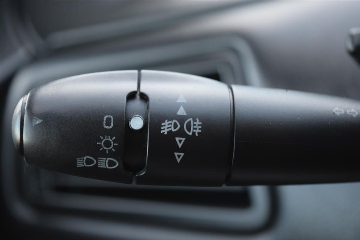 Peugeot 807 MPV 2,0 l 100 kw
