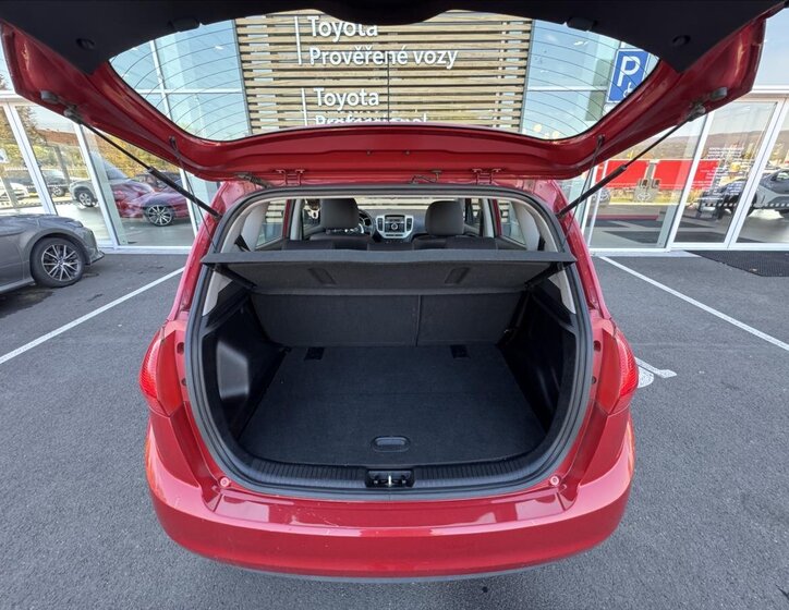 KIA Venga Kombi 1,4 l 66 kw