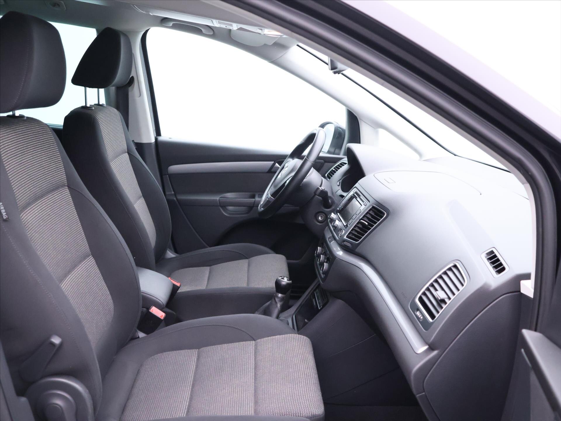 Volkswagen Sharan MPV 2,0 l 103 kw