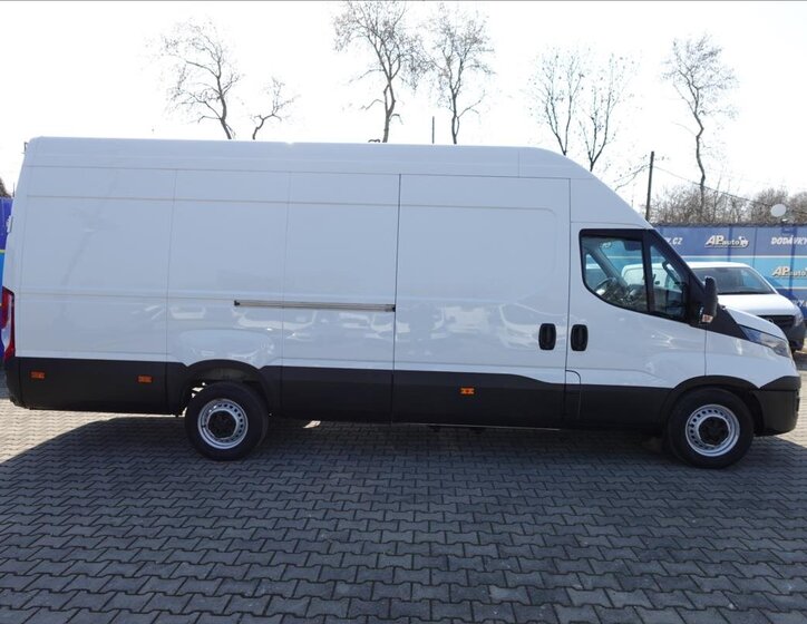 Iveco Daily Ostatní 2,3 l 100 kw
