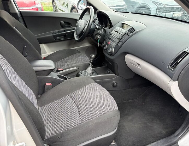 KIA Ceed Hatchback 1,6 l 84 kw