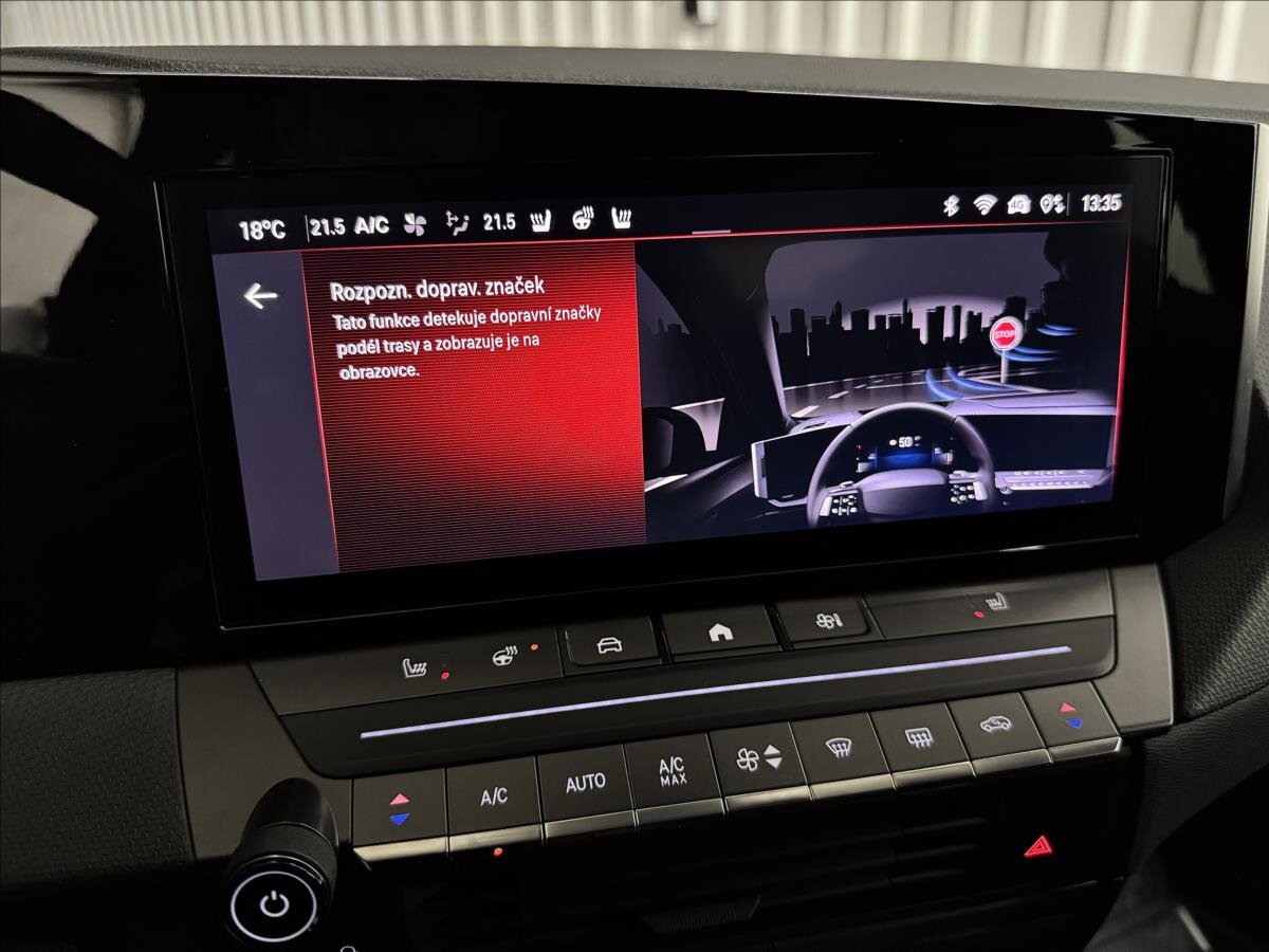 Opel Astra Hatchback 1,6 l 133 kw