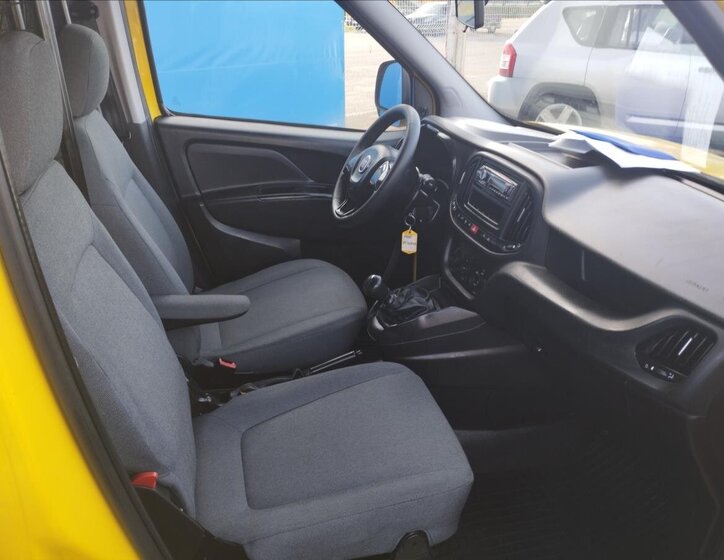 Fiat Dobló cargo Pick-up 1,4 l 70 kw