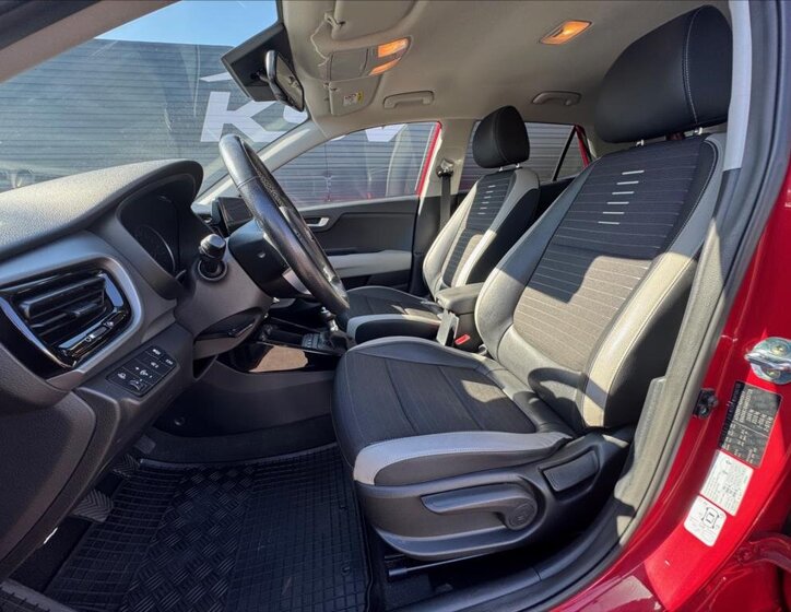 KIA Stonic 13