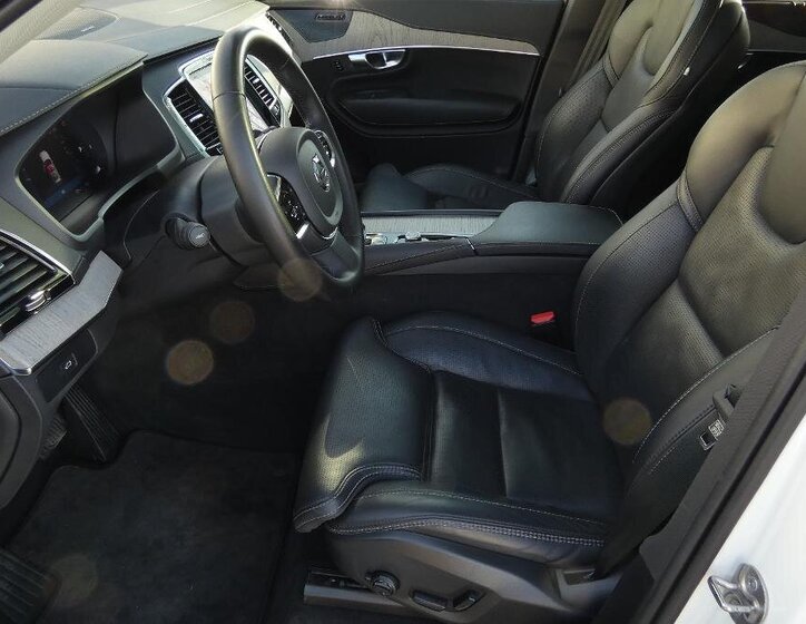 Volvo XC90 SUV / Terénní 2,0 l 173 kw