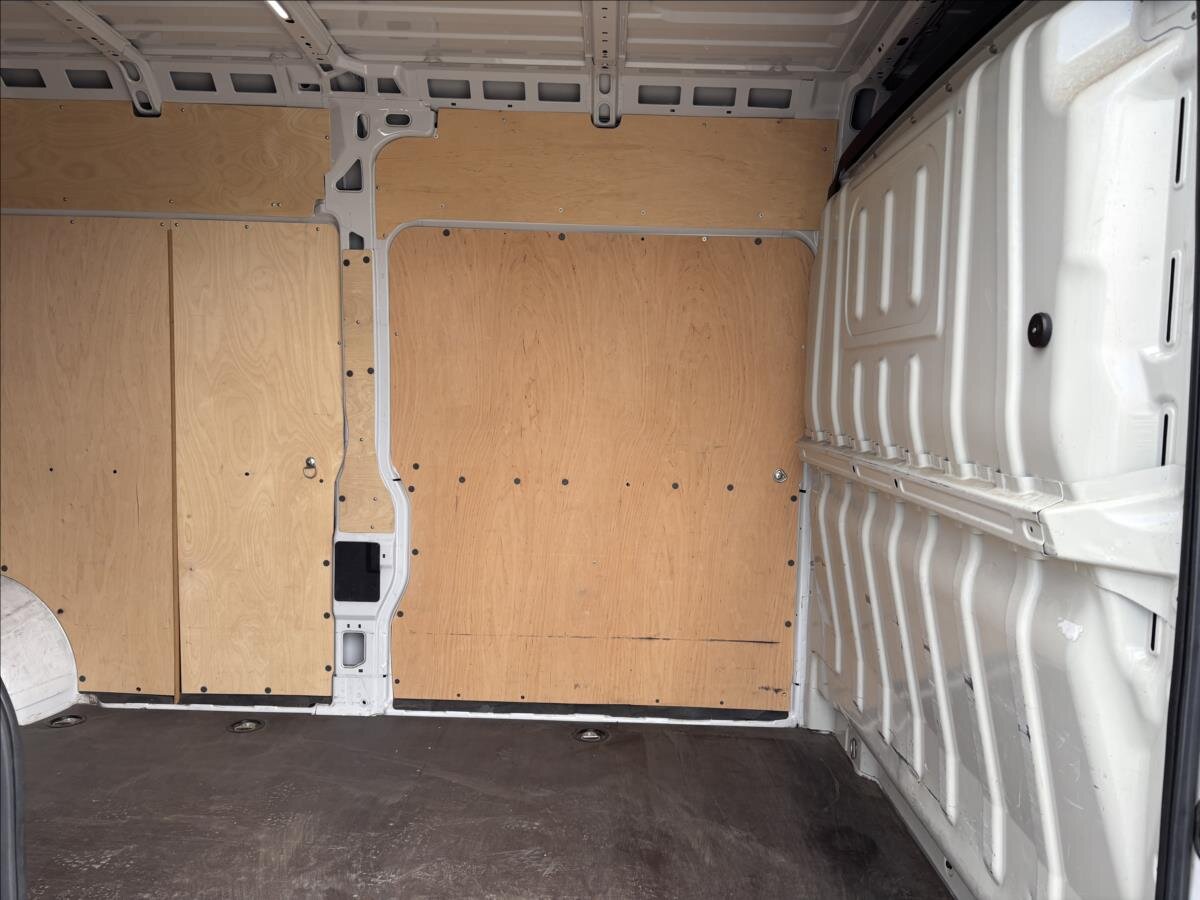 Citroën Jumper Skříň 2,2 l 103 kw