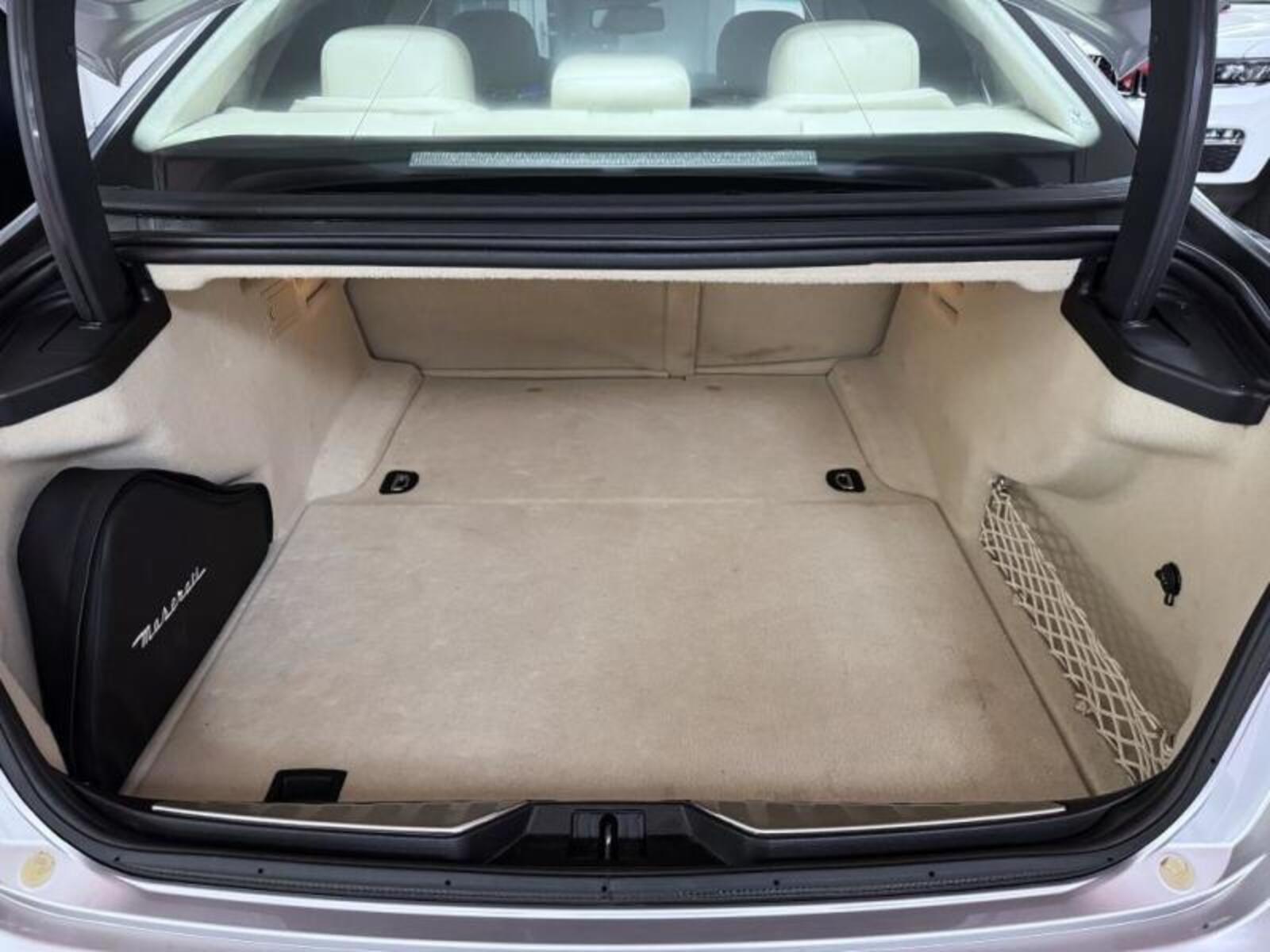 Maserati Quattroporte 24