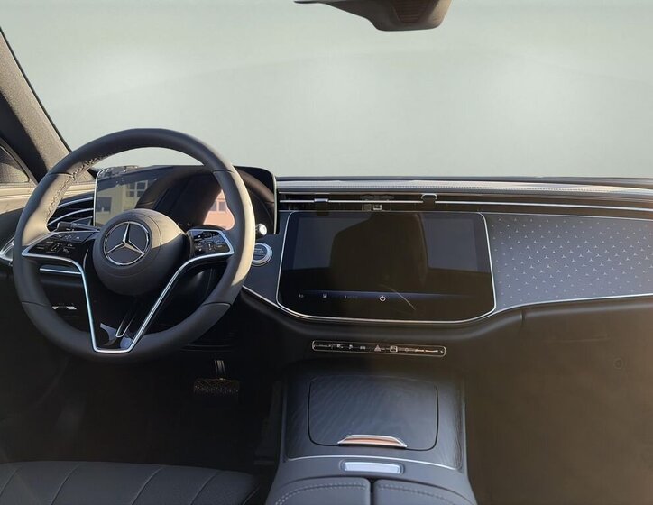 Mercedes-Benz Třídy E Sedan / Limuzína 2,0 l 225 kw