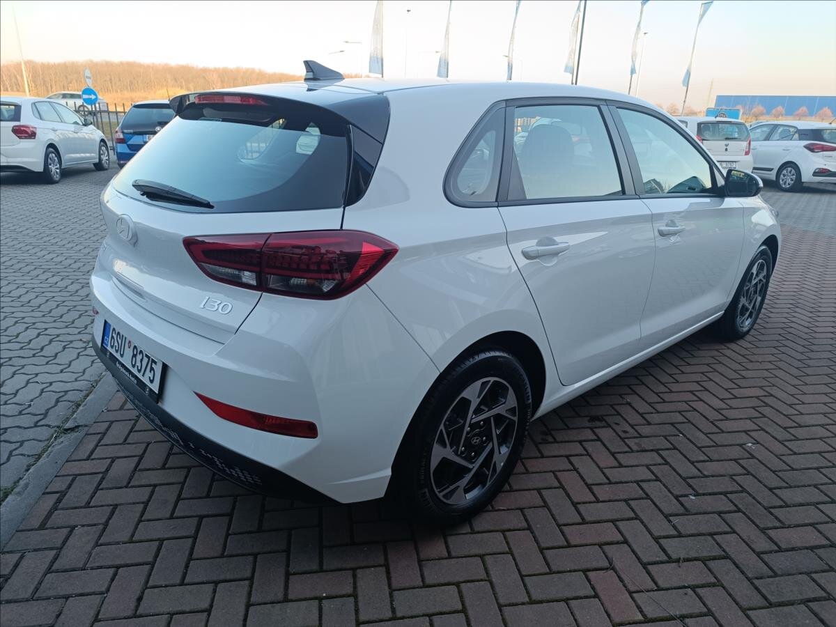Hyundai i30 Hatchback 1,5 l 70 kw