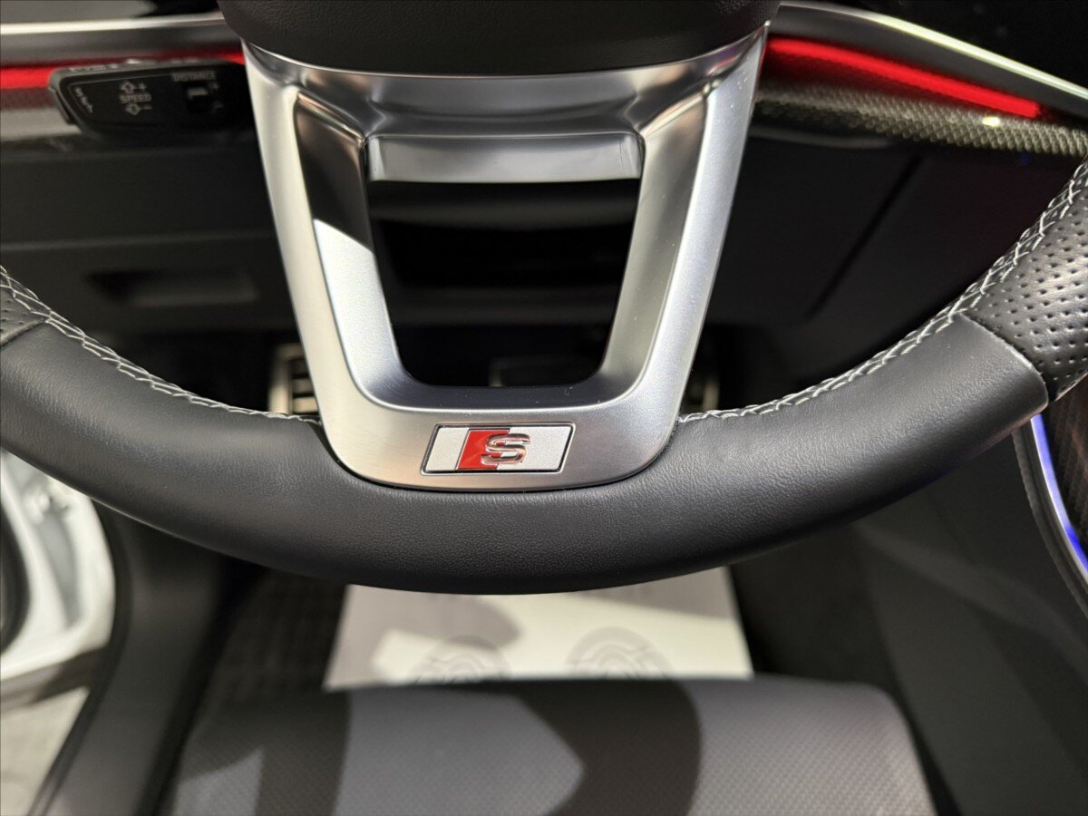 Audi SQ7 SUV / Terénní 4,0 l 373 kw