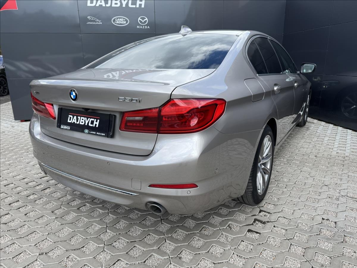 BMW Řada 5 Sedan / Limuzína 2,0 l 185 kw
