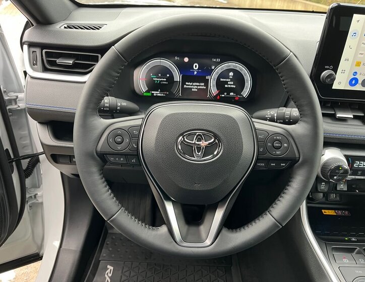 Toyota RAV4 SUV 2,5 l 131 kw