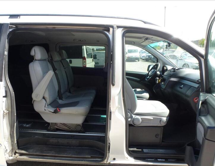 Mercedes-Benz Viano 24
