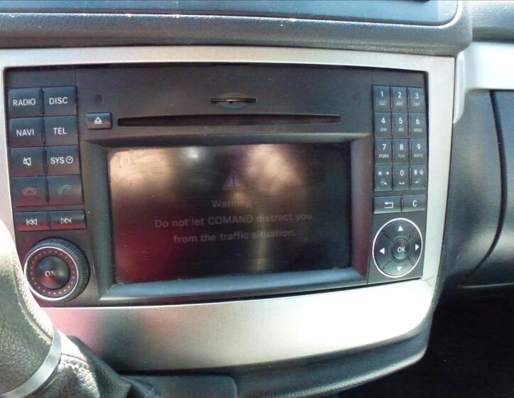 Mercedes-Benz Viano 32